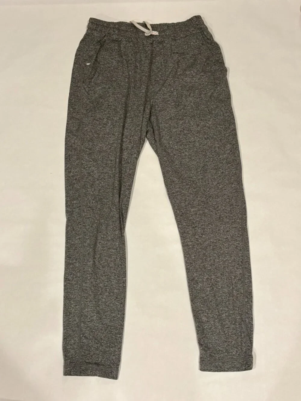 Vuori Ponto Performance Pants Mens M Gray Sweatpants